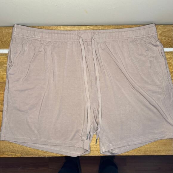 NWOT Comfrt Lounge Shorts Dove 3XL - Picture 2 of 5